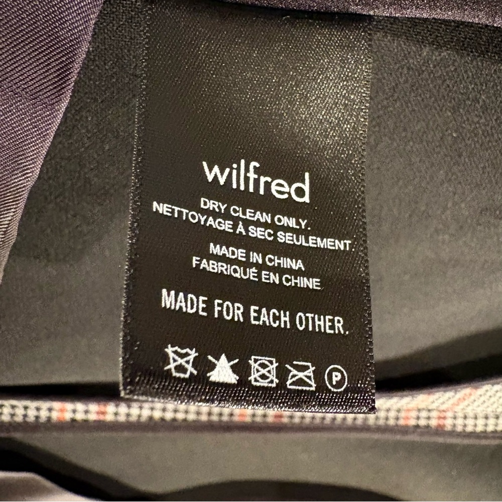 Wilfred Margaux double breasted blazer. - Picture 13 of 14